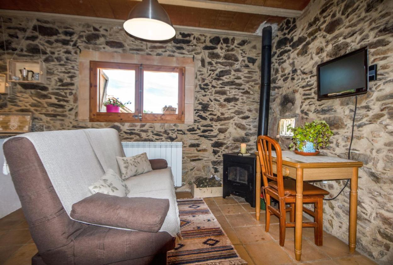 Apartamento Duplex Rural Con Chimenea Y Vistas Panoramicas Desde La Cama Sant Marti Sacalm Buitenkant foto