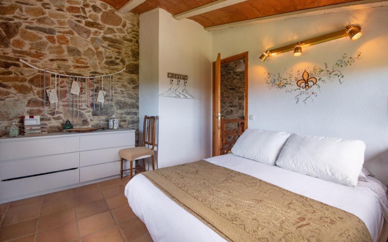 Apartamento Duplex Rural Con Chimenea Y Vistas Panoramicas Desde La Cama Sant Marti Sacalm Buitenkant foto